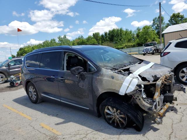 Photo 4 from auction – 2018 CHRYSLER PACIFICA T with VIN 2C4RC1EG2JR116690