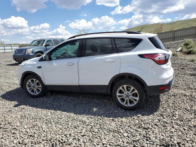 Photo 2 from auction – 2018 FORD ESCAPE SE with VIN 1FMCU9GD2JUA32517