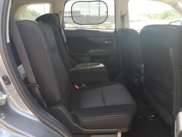 Photo 11 from auction – 2018 MITSUBISHI OUTLANDER with VIN JA4AD2A37JZ013882