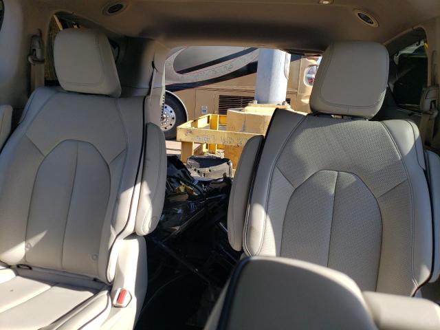 Photo 10 from auction – 2018 CHRYSLER PACIFICA H with VIN 2C4RC1N79JR168382