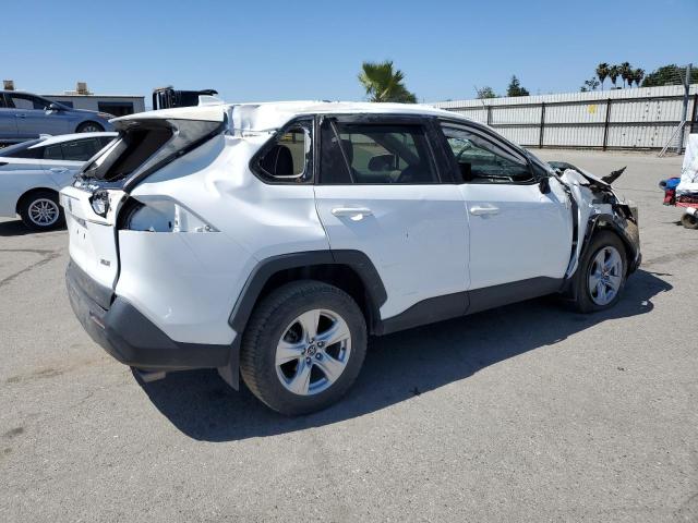Photo 3 from auction – 2021 TOYOTA RAV4 XLE with VIN 2T3W1RFV4MC106002