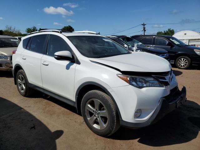 Photo 4 from auction – 2015 TOYOTA RAV4 XLE with VIN JTMRFREV7FD105148