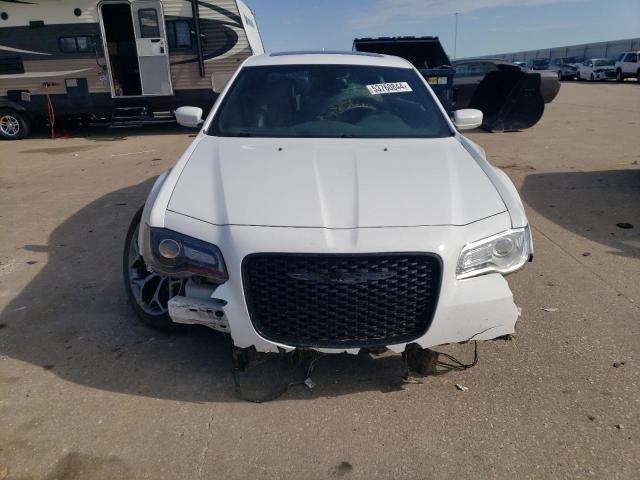 Photo 5 from auction – 2016 CHRYSLER 300 S with VIN 2C3CCABG0GH144694