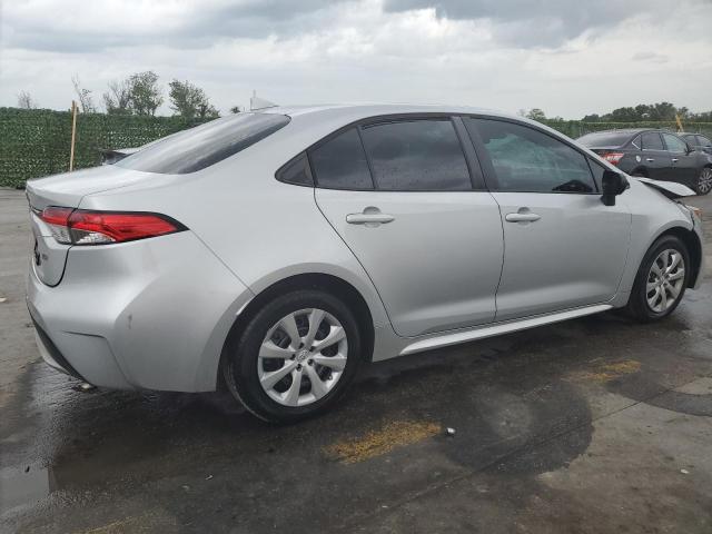 Photo 3 from auction – 2022 TOYOTA COROLLA LE with VIN 5YFEPMAE6NP291670