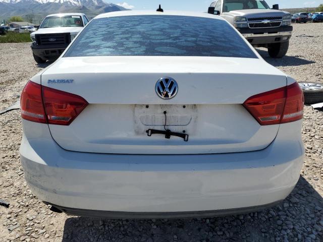 Photo 6 from auction – 2013 VOLKSWAGEN PASSAT S with VIN 1VWAP7A34DC149935