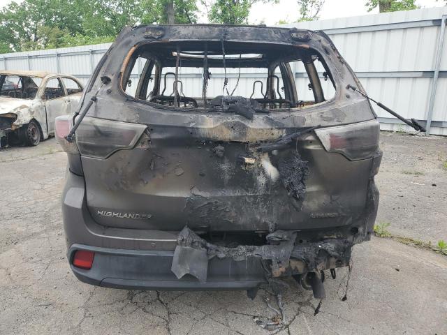 Photo 6 from auction – 2016 TOYOTA HIGHLANDER with VIN 5TDDKRFH7GS255829