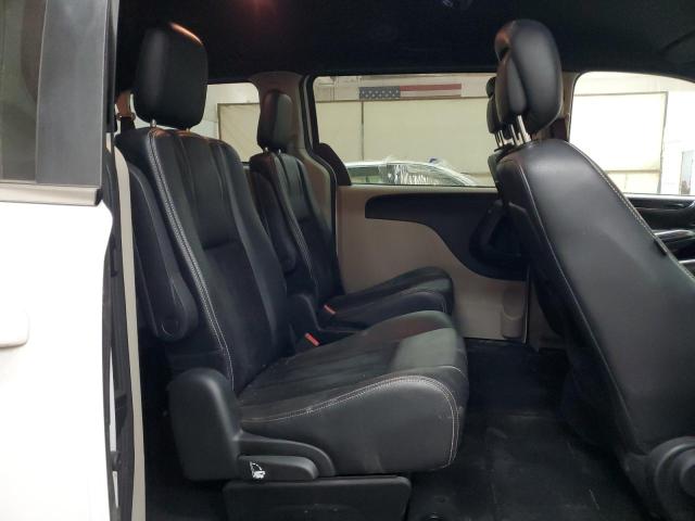 Photo 11 from auction – 2017 DODGE GRAND CARA with VIN 2C4RDGCG0HR847535