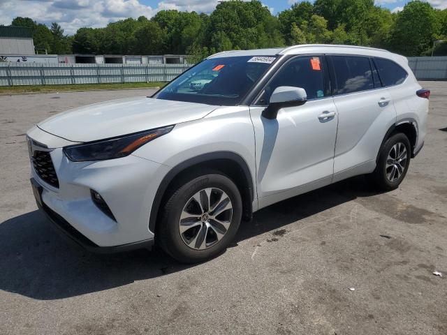 TOYOTA HIGHLANDER 2022 with VIN 5TDGZRBHXNS564920 - Photo from auction
