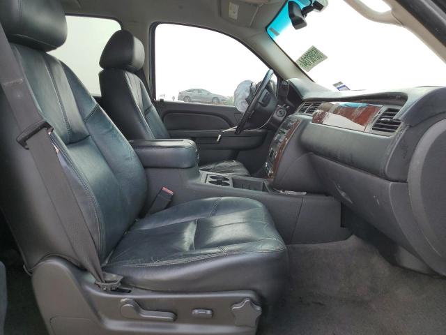 Photo 7 from auction – 2010 CHEVROLET TAHOE C150 with VIN 1GNUCBE05AR209770