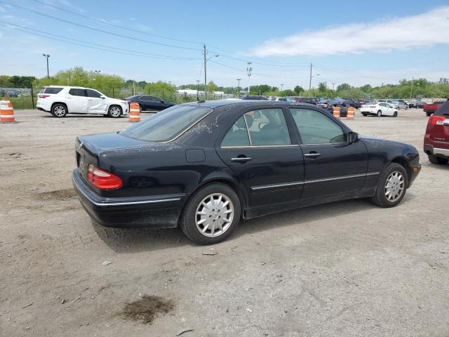 Photo 3 from auction – 2000 MERCEDES-BENZ E 320 with VIN WDBJF65J7YB164724