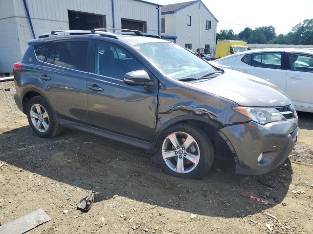 Photo 4 from auction – 2015 TOYOTA RAV4 XLE with VIN 2T3RFREV3FW369955