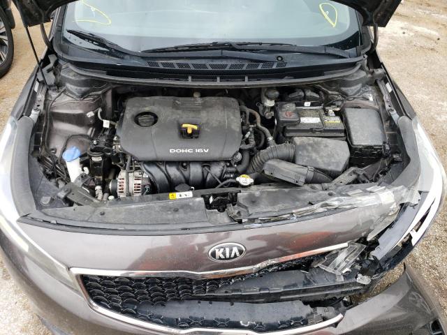 Photo 11 from auction – 2017 KIA FORTE LX with VIN 3KPFK4A76HE061220