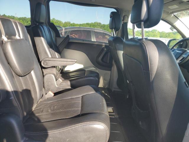 Photo 11 from auction – 2011 CHRYSLER TOWN & COU with VIN 2A4RR8DGXBR759471