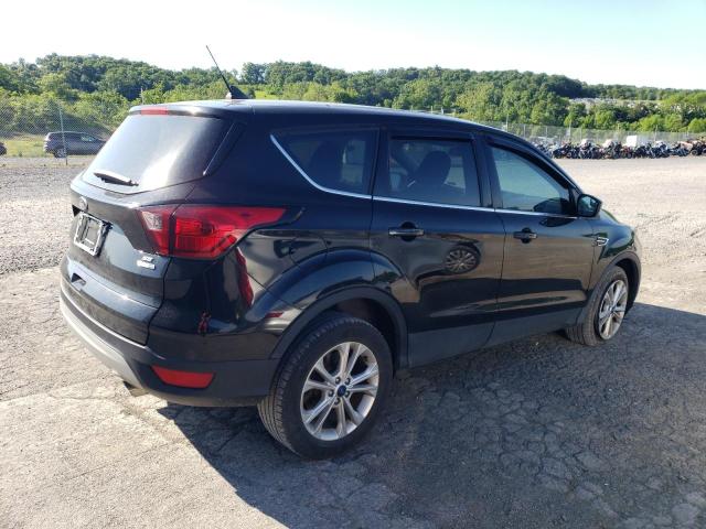 Photo 3 from auction – 2019 FORD ESCAPE with VIN 1FMCU9GDXKUA44836