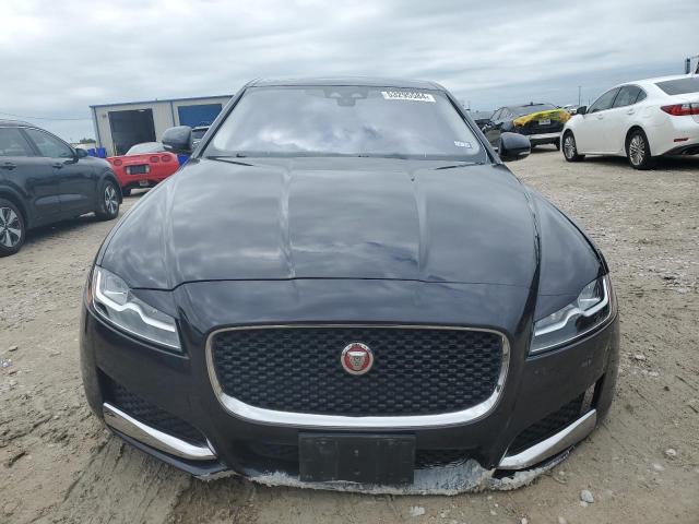 Photo 5 from auction – 2017 JAGUAR XF PRESTIG with VIN SAJBE4BV9HCY27534
