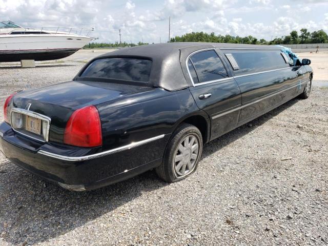 Photo 3 from auction – 2005 LINCOLN TOWN CAR E with VIN 1L1FM88W95Y635925