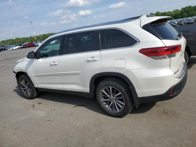Photo 2 from auction – 2019 TOYOTA HIGHLANDER with VIN 5TDJZRFH7KS572792