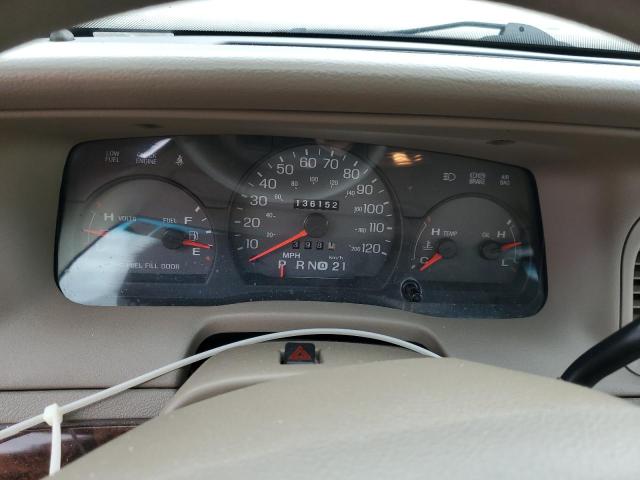 Photo 9 from auction – 2005 MERCURY GRAND MARQ with VIN 2MEFM74W25X666953