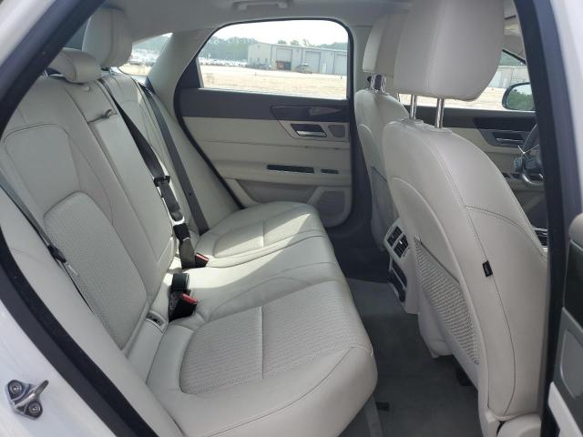 Photo 10 from auction – 2016 JAGUAR XF PRESTIG with VIN SAJBE4BV5GCY11006
