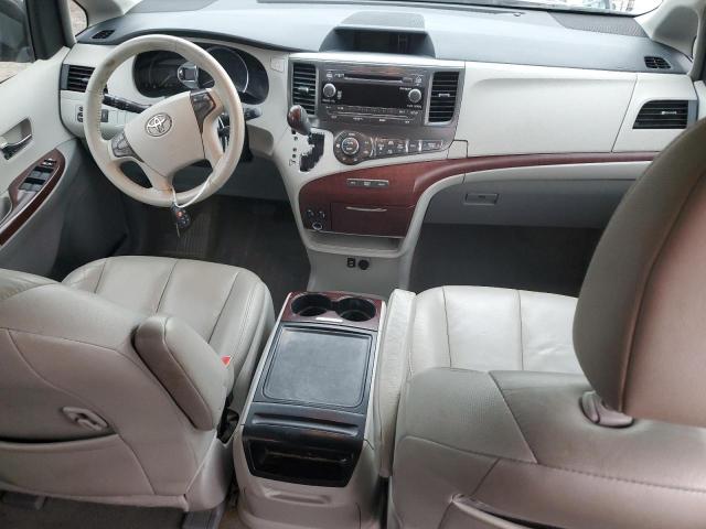 Photo 8 from auction – 2013 TOYOTA SIENNA XLE with VIN 5TDYK3DC5DS368874