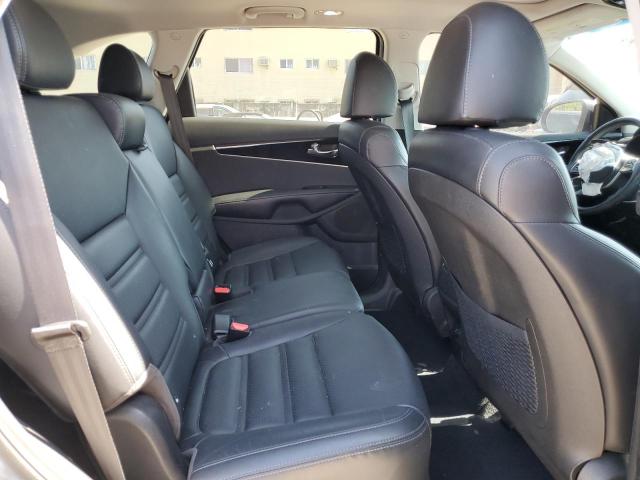 Photo 11 from auction – 2019 KIA SORENTO EX with VIN 5XYPH4A51KG609863