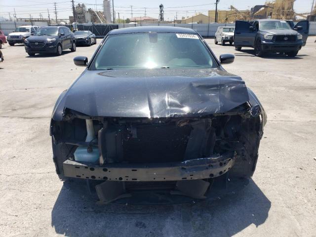 Photo 5 from auction – 2017 CHRYSLER 300 LIMITE with VIN 2C3CCAAG8HH521727