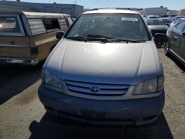 Photo 5 from auction – 2003 TOYOTA SIENNA with VIN 4T3ZF13C03U517879