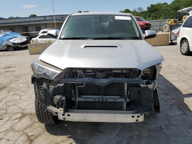 Photo 5 from auction – 2016 TOYOTA 4RUNNER SR with VIN JTEBU5JR5G5336713