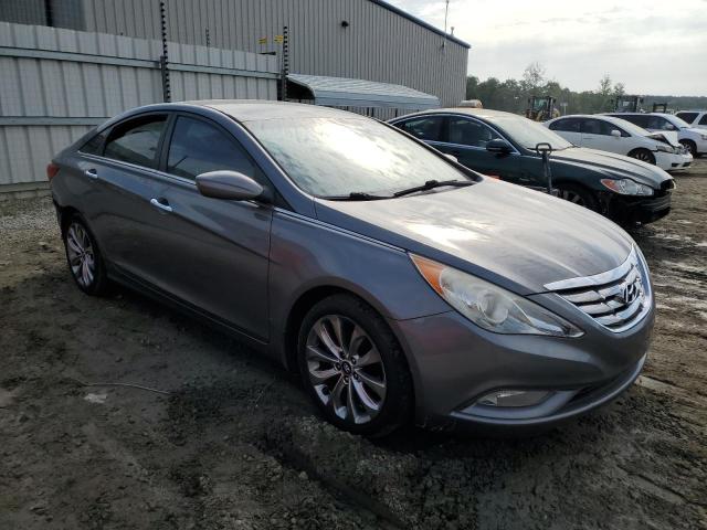 Photo 4 from auction – 2013 HYUNDAI SONATA SE with VIN 5NPEC4ACXDH522429