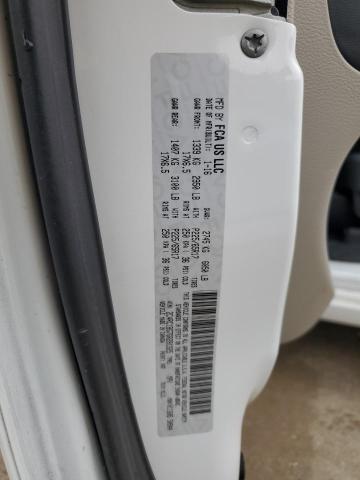Photo 14 from auction – 2016 CHRYSLER TOWN & COU with VIN 2C4RC1BG7GR281325