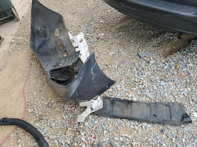Photo 13 from auction – 2003 TOYOTA HIGHLANDER with VIN JTEGF21A030119280