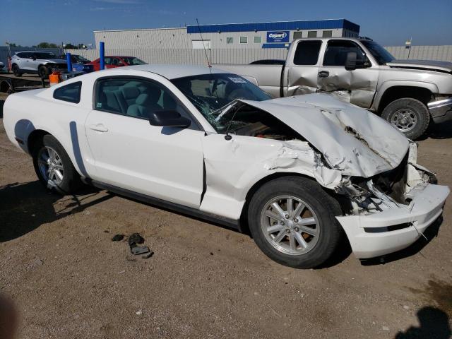 Photo 4 from auction – 2007 FORD MUSTANG with VIN 1ZVFT80N175285510