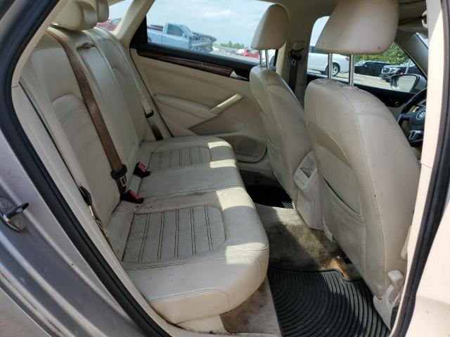 Photo 10 from auction – 2012 VOLKSWAGEN PASSAT SEL with VIN 1VWCH7A30CC032860