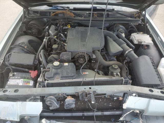 Photo 11 from auction – 2005 MERCURY GRAND MARQ with VIN 2MEFM74W45X670471