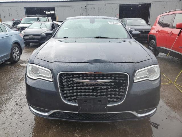 Photo 5 from auction – 2015 CHRYSLER 300 LIMITE with VIN 2C3CCAAG3FH930683