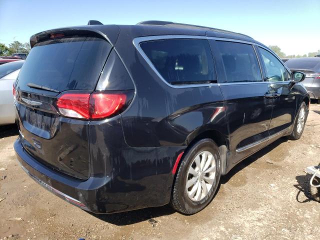 Photo 3 from auction – 2017 CHRYSLER PACIFICA T with VIN 2C4RC1BG2HR743629