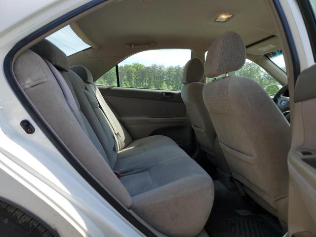 Photo 10 from auction – 2002 TOYOTA CAMRY LE with VIN 4T1BF30KX2U032388