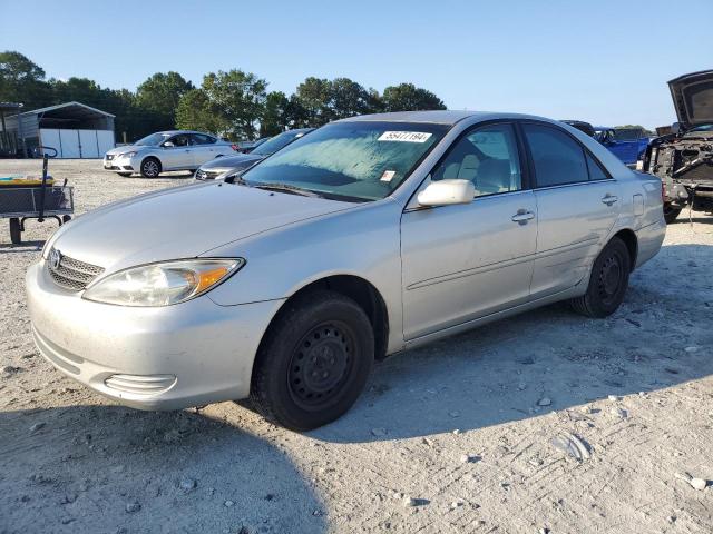 TOYOTA CAMRY LE 2004 with VIN 4T1BE32K94U345466 - Photo from auction