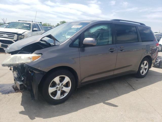 Photo 1 from auction – 2013 TOYOTA SIENNA LE with VIN 5TDKK3DC9DS375199
