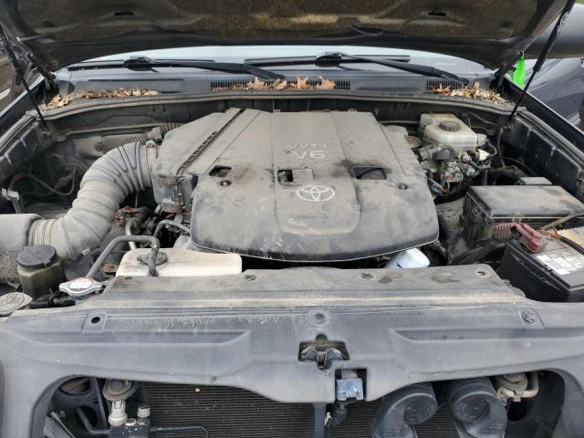 Photo 12 from auction – 2004 TOYOTA 4RUNNER SR with VIN JTEZU14RX48020043