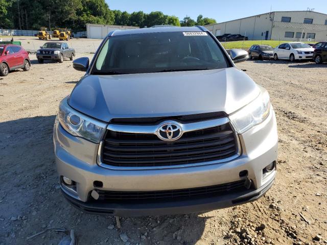 Photo 5 from auction – 2016 TOYOTA HIGHLANDER with VIN 5TDYKRFH9GS184358