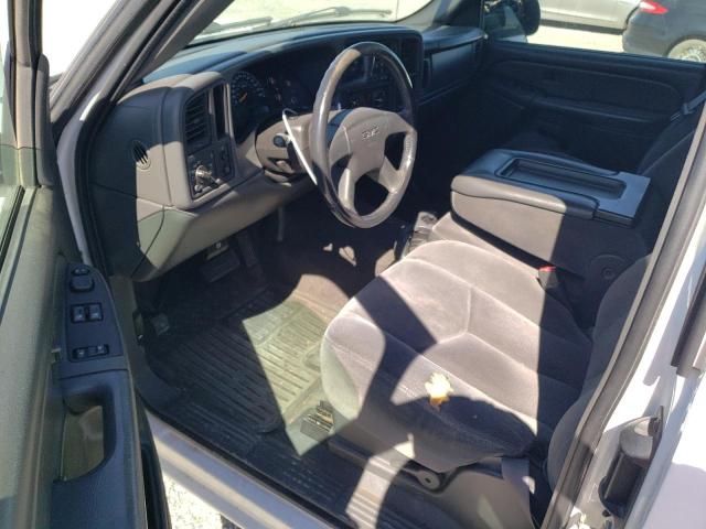 Photo 8 from auction – 2005 GMC SIERRA C25 with VIN 1GTHC29U05E109516
