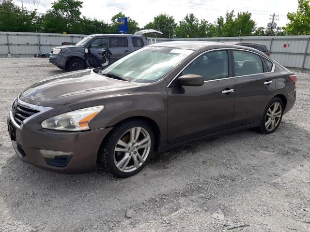 NISSAN ALTIMA 3.5 2013 with VIN 1N4BL3AP2DN404977 - Photo from auction