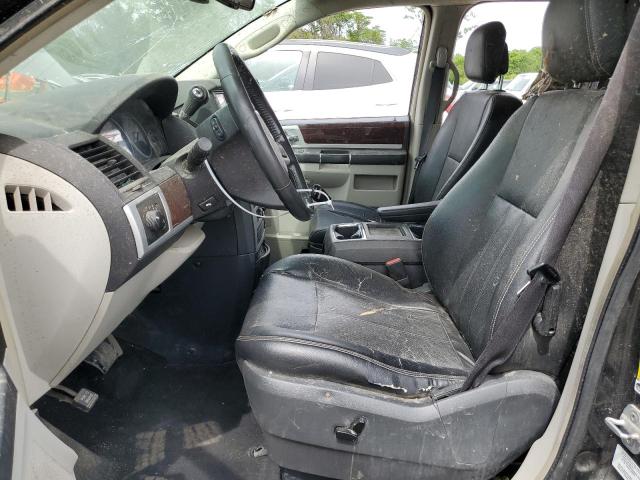 Photo 7 from auction – 2010 CHRYSLER TOWN & COU with VIN 2A4RR8DX8AR448376