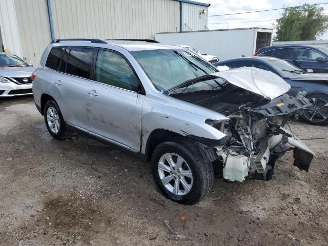 Photo 4 from auction – 2012 TOYOTA HIGHLANDER with VIN 5TDZK3EH2CS061952