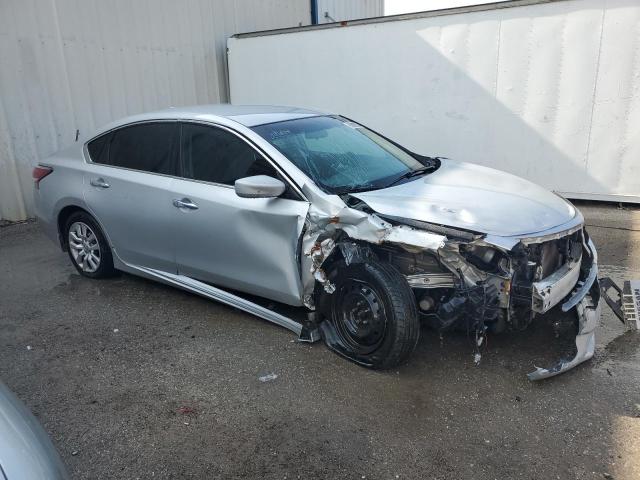 Photo 4 from auction – 2015 NISSAN ALTIMA 2.5 with VIN 1N4AL3AP8FN355704