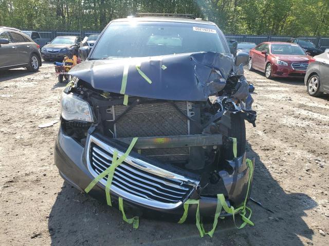 Photo 5 from auction – 2015 CHRYSLER TOWN & COU with VIN 2C4RC1BG1FR504764