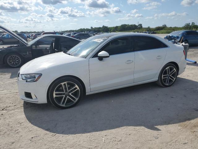 AUDI A3 PREMIUM 2019 with VIN WAUAUGFF2K1009998 - Photo from auction