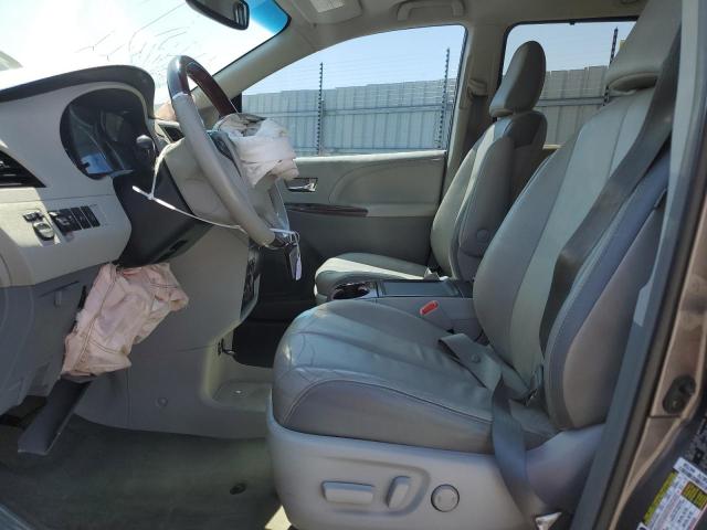 Photo 7 from auction – 2013 TOYOTA SIENNA XLE with VIN 5TDDK3DC8DS059625