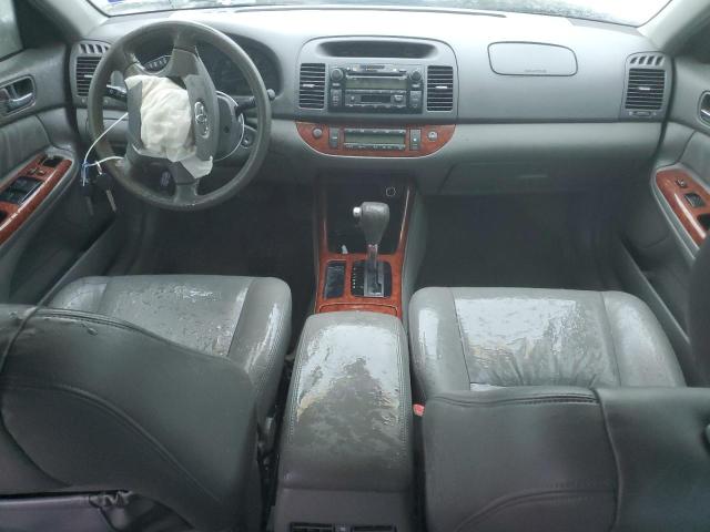 Photo 8 from auction – 2004 TOYOTA CAMRY LE with VIN JTDBF32K340153615